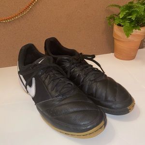 NIKE SOCCER GATO
